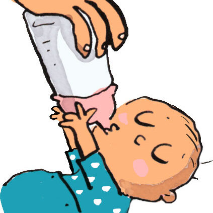Comment le corps de la maman sait qu’il faut produire du lait ? Au moment de l’accouchement, un signal chimique annonce au corps de la maman qu’il est temps de produire du lait. Et lorsque le bébé tète, il stimule le sein, qui produit alors encore plus de lait. Si le bébé ne tète pas, la production de lait s’arrête. Le bébé peut aussi être nourri avec du lait en poudre. Dans les deux cas, au sein ou au biberon, la tétée est un moment précieux où le bébé va faire mieux connaissance avec ses parents… et vice versa ! Astrapi, le magazine Bayard Jeunesse des 7-11 ans, répond aux questions des enfants.