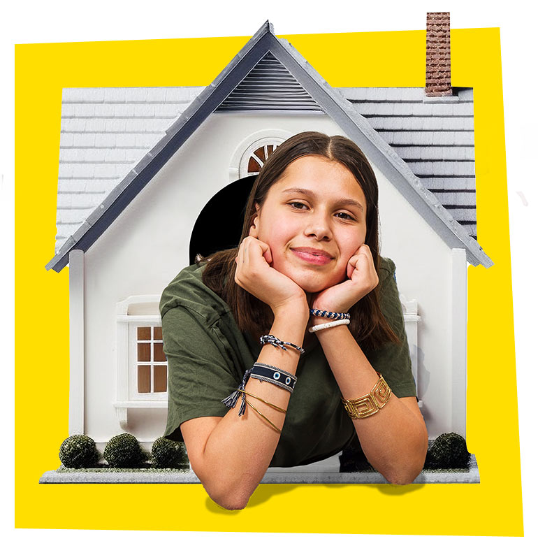 Votre enfant veut à rester seul(e) à la maison ? Les conseils d'Okapi pour les ados… et les parents.