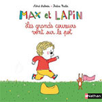 Les grands coureurs vont sur le pot, Coll. Max et Lapin, d'Astrid Desbordes et Pauline Martin, Nathan. Pipi, caca, ne tournons pas autour du pot !, supplément pour les parents du magazine Popi n°441, mai 2023.